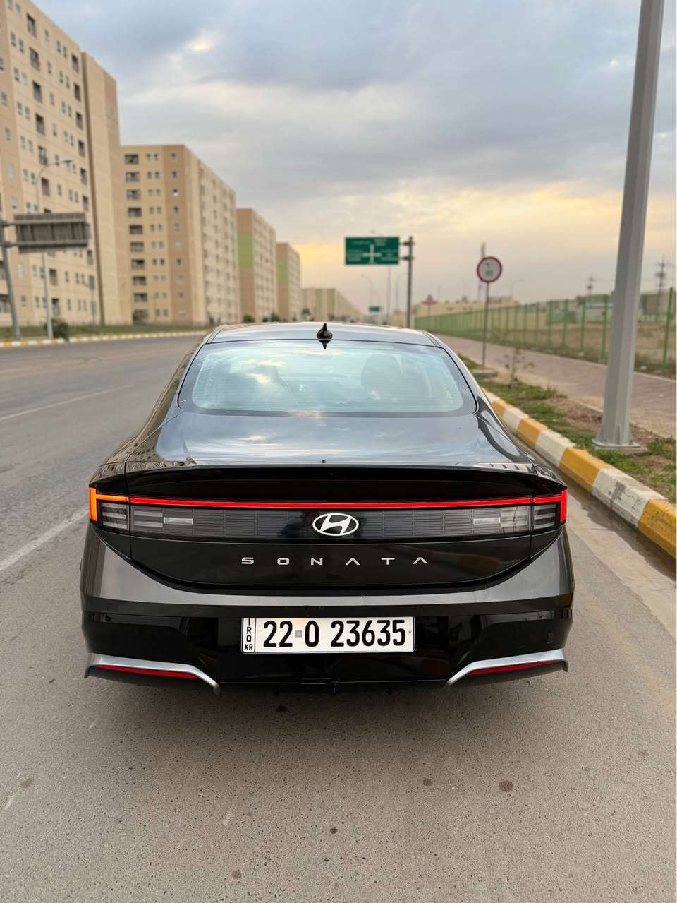 السلام عليكم 
من رخصة الادمن
سوناتا 2025 رقم أربيل الجديد 
لون رصاصي🩶🩶🩶
زيرو ماشية 20مايل
ملاحظه السيارة  صبغ شبر بل بنيد
بدون تبديل بدون ايرباك
صور الحادث بل منشور 
مواصفات  
شاشه متصله 
كامره دواره
تبريد لمس 
اوتو هولد  هندبريك بصمه 
ثلاثه انظمه قياده 
كشن كهرباء 
لد امامي وخلفي 
كشن تدفئه
بصمه ابواب وبصمه تشغيل 
تشغيل عن بعد 
مكينه 2500بانزين
كير تعليك 8نمر
تحديد مسار 
رادارات امامي وجانبي
بعد بيها مواصفات
ولسياره جديده بمعنى الكلمه مال جني
السياره دخول جديد
مكان السياره بغداد زيونه
السعر 198$$

للاتصال *********** ////0780666418 بغداد, العراق
