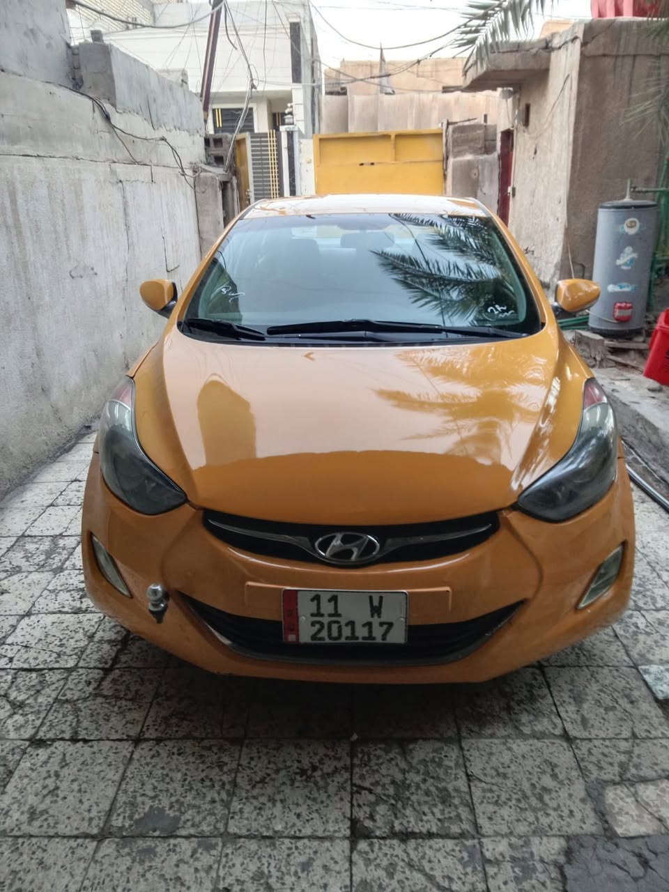 السلام عليكم شباب النتره 2013خليجي مكينه 1600دوش لاتنقيص ولا تبخير بيه ضربه الجاملغ الخلفي نفسه راجع ويهة الجاملغ الامامي جهة السايق والشاصي هم معمر السعر ب93 وبيهة مجال ***********
