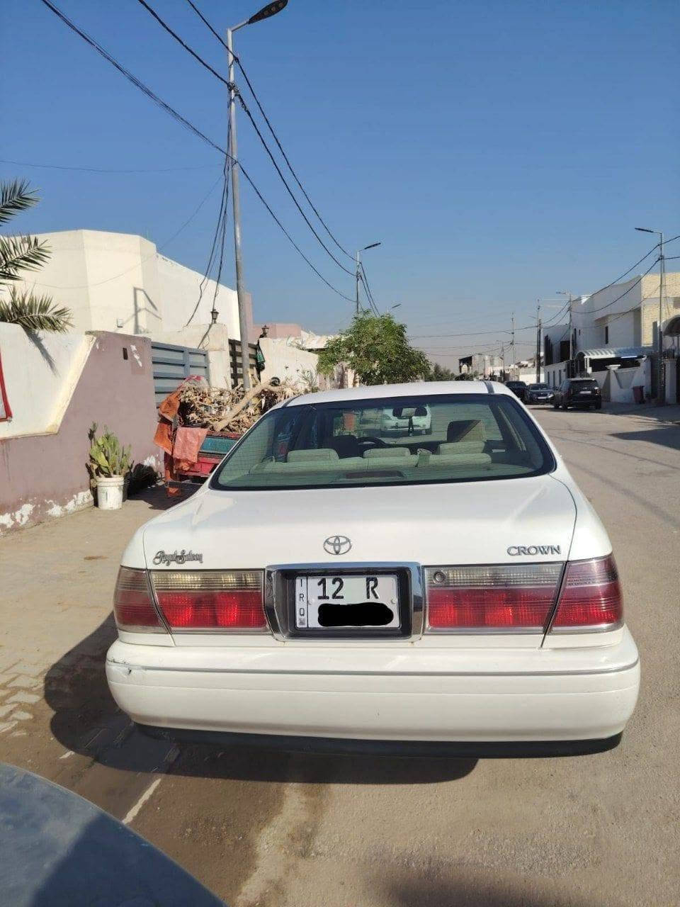 ملكة 2000 اصل للبيع دخول جديد
تسجيل جديد شرط قرار 48
شرط مسقطين رقم الها
السيارة جديدة وجاهزة من جميع النواحي
السعر 120 $
رقم انكليزي ب اسمي شرط مداور جميع المحافظات 
العنوان النجف / المناذرة / رقم الهاتف
***********
