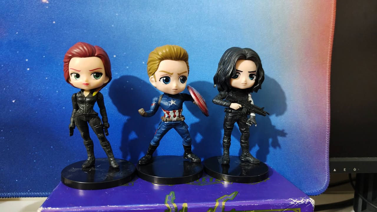 السلام عليكم 
لوفي 11 
سيت افنجر ب 6 
ناروتو الواحد ب 4


**إذا كنت صاحب هذا الإعلان وتريد حذفه لأي سبب، رجاءا أرسل رسالة إلى الدعم الفني**