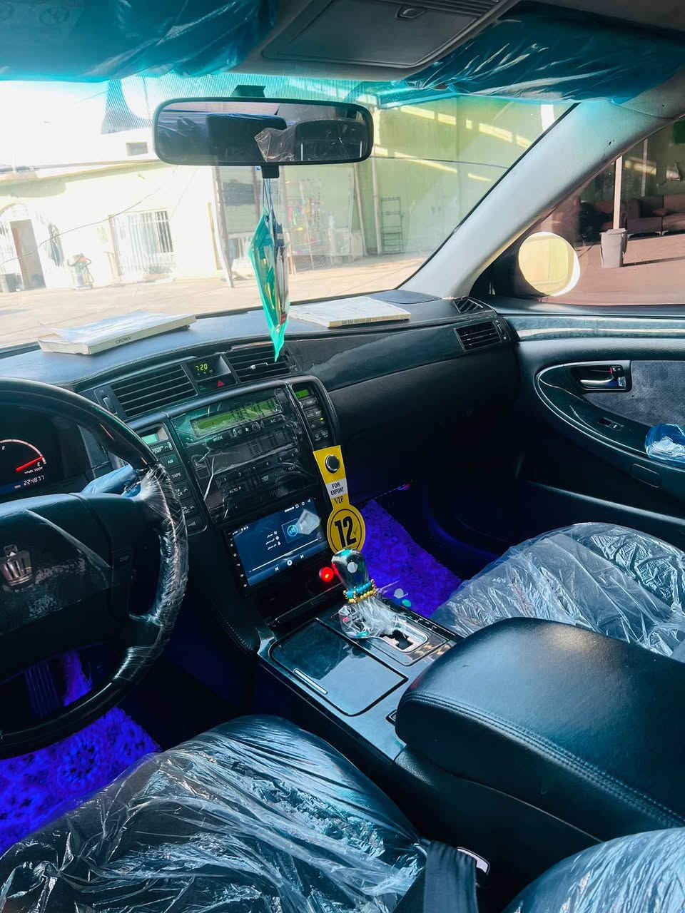 شاهینە 2005 بڕاوە بڕاوە بۆ فرۆشتن رةشی قەتران🖤👌🏻
180 بچوک بە بچوک 
3 دووگمە ئەتڵەت ناو ڕەش فۆرمیکا 
سوکان عەزەڵە سوکان حەیزەران 
ناوچە کوێر ئاوێنە کارەباو شەفتە
کوشن کارەبا سوکان ڤۆلێۆم شاشە 
ویل دینگە چوار تایەی لۆک 
سەقفی شوشە 
ڕەنگ گۆڕای بەشەرت سەقف بۆیاخ بەشەرت 
داعمو لێدراوی نییە 
کەڤەر گۆڕای بەشەرت 
خایسی بەشەرت هەموو گیانی بەشەرت 
شەپۆڵ و قەپوو قۆپ بەشەرت 
گێڕو مەکینە بەشەرت تەقەو رەقەی بەشەرت 
هەموو گیانی بەشەرت 
چرکەو (100$) کامل جاهیزە تەبرید ساردو گەرم بەشەرت هەمووی ئیش دەکات گڵۆپی ناو گێچی هیچ پێنیە برێکی بەستراوە 
کامل هەموو گیانی مەسرەف کراوە هەمووی جاهیزە و بەشەرتە 
بۆ زانیاری زیاتر پەیوەندی بکە لە خزمەت دام شوێن کۆیە *********** ڤایبەر و وەتس ئاپیشی لەسەرە 🖤🪬 كويسينجاك, أربيل
