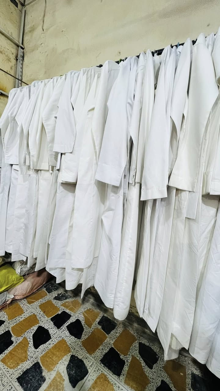 بالات دشداشة رجالي كسر اليوم نظافة 100‎%‎ 📍 سوق مجمع حطين السكني مجاور حمادة للموبايلات موجودين ورا الفطور .


**إذا كنت صاحب هذا الإعلان وتريد حذفه لأي سبب، رجاءا أرسل رسالة إلى الدعم الفني**