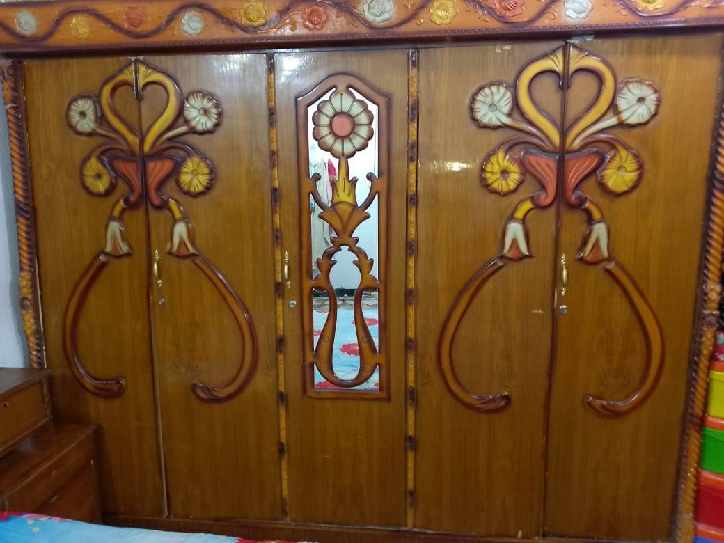 قرفه للبيع سعر 500
عنوان بصره الزبير  ***********
