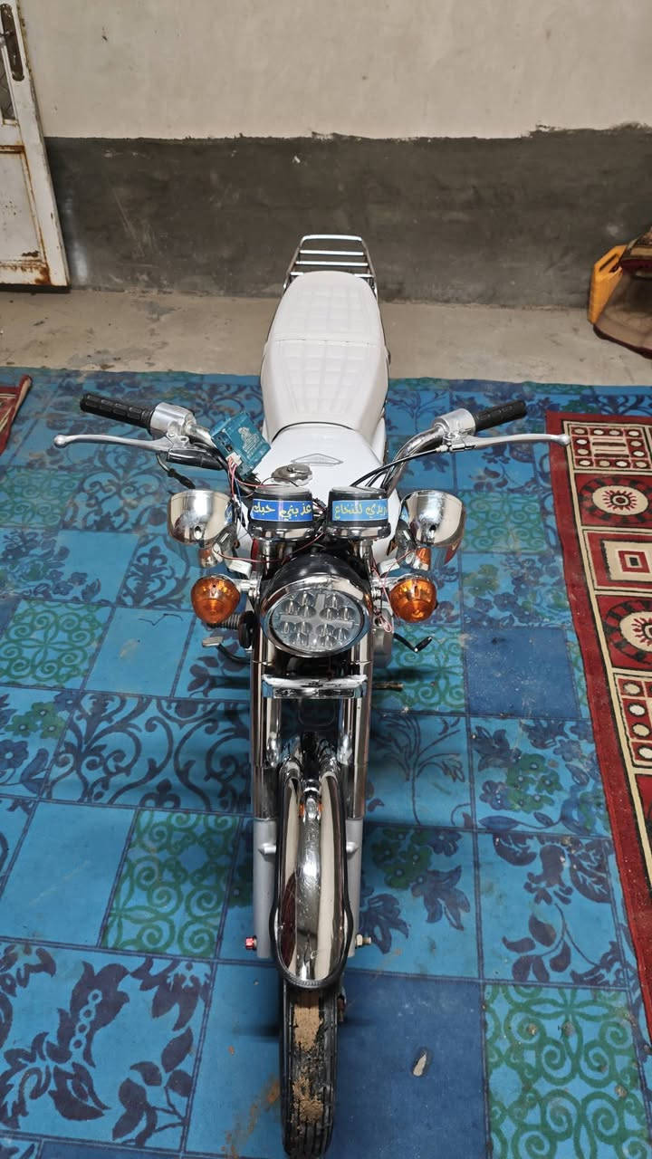 السلام عليكم دراجه نامه برو للبيع موديل 22 كفاله عامه المكان طريق نجف كربله عمود 270
السعر 950 التواصل رقم الهات و علا الصفحه ***********
