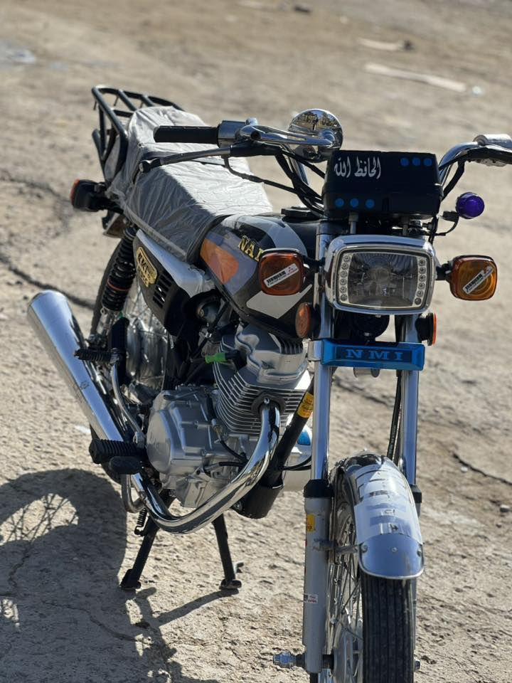 سلام عليكم نامه اصلي بلاد موديل 21 وكيل نوار عله وضع شركه بس مكينه مبدله موديل 23 للبيع مال مستعجل دراجه شوفت عينك نضيفه مكاني شافعيه شراي اتصل 0787 466 6826 السعر 1100 وبيه مجال
