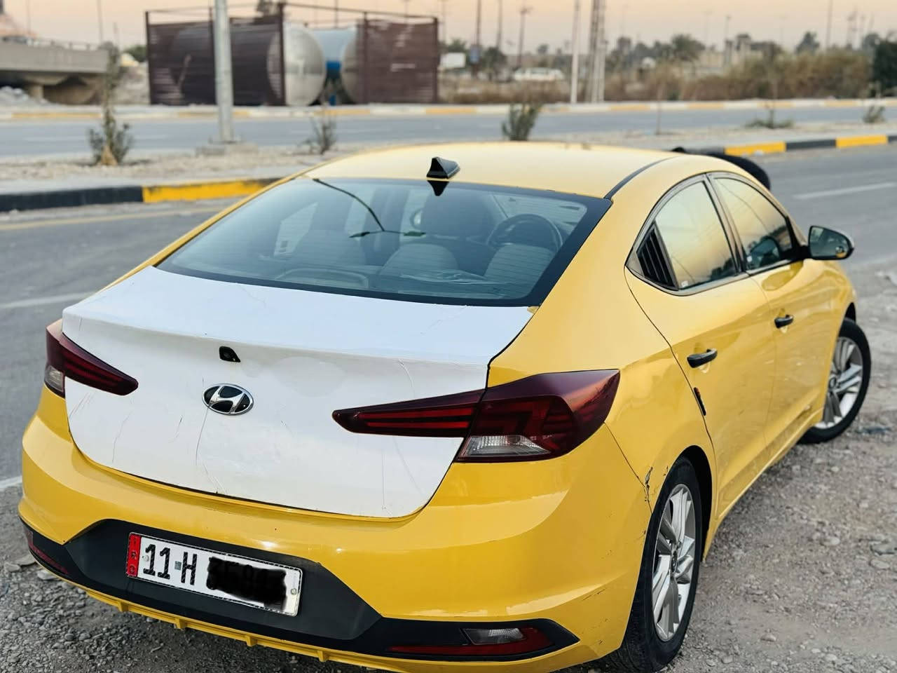 السلام عليكم النتره موديل 19  منظومه غاز بيها السيارة سياره مصفره هيئه وغرامات السياره ليبل واحد بدون تبديل مكان الديوانيه.   صور حادثها موجودات بالمنشور سعرها ٢٠ الرقم ***********
