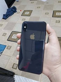 آيفون • ٦٤ • شاشة مبدلة