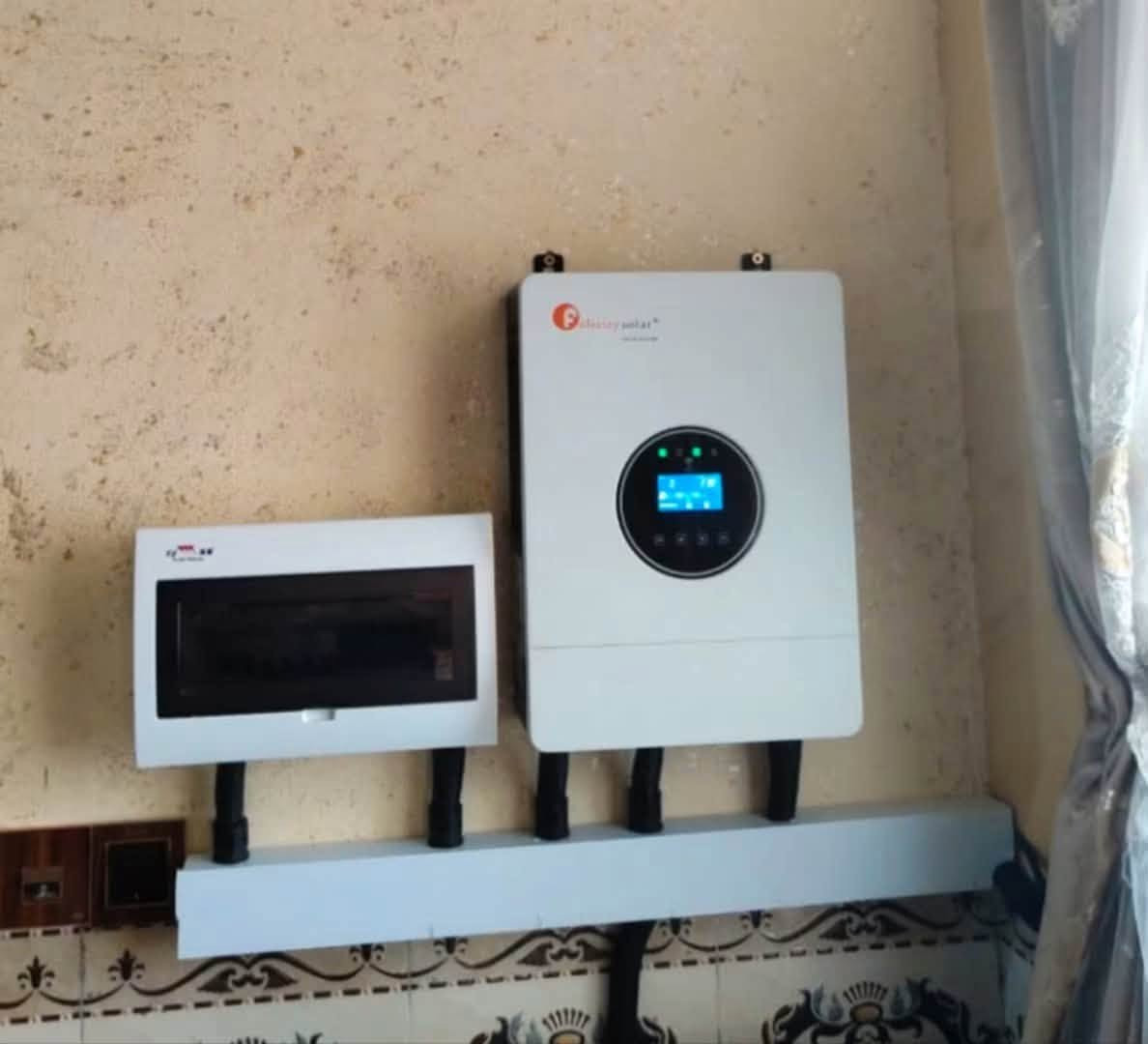 بفضل الله ثم ثقة زبائننا الكرام.
بتاريخ 05/07/2026 تم بعون الله تنصيب منظومة طاقة شمسية متكاملة في امام عسكر .
⚡ 8 أمبير ليلي / 8 أمبير نهاري
تتكون المنظومة من:�🔋 بطارية Felicity عالية الأداء.�⚡ إنفيرتر Felicity بكفاءة واعتمادية عالية.�☀️ ألواح Ronma ذات الجودة العالمية لضمان أفضل إنتاج للطاقة.

💥 كما نعلن عن استمرار عروضنا النارية على جميع المنظومات:�✅ 5 أمبير ليلي / 5 أمبير نهاري�✅ 6 أمبير ليلي / 6 أمبير نهاري�✅ 8 أمبير ليلي / 8 أمبير نهاري�✅ 10 أمبير نهاري / 8 أمبير ليلي

📍 شركة جبل سيناء للطاقة الشمسية – فرع بلدروز�نوفر جميع المنظومات المنزلية، التجارية، والزراعية بأفضل الماركات العالمية.

عليك الاتصال بالرقم: ***********
