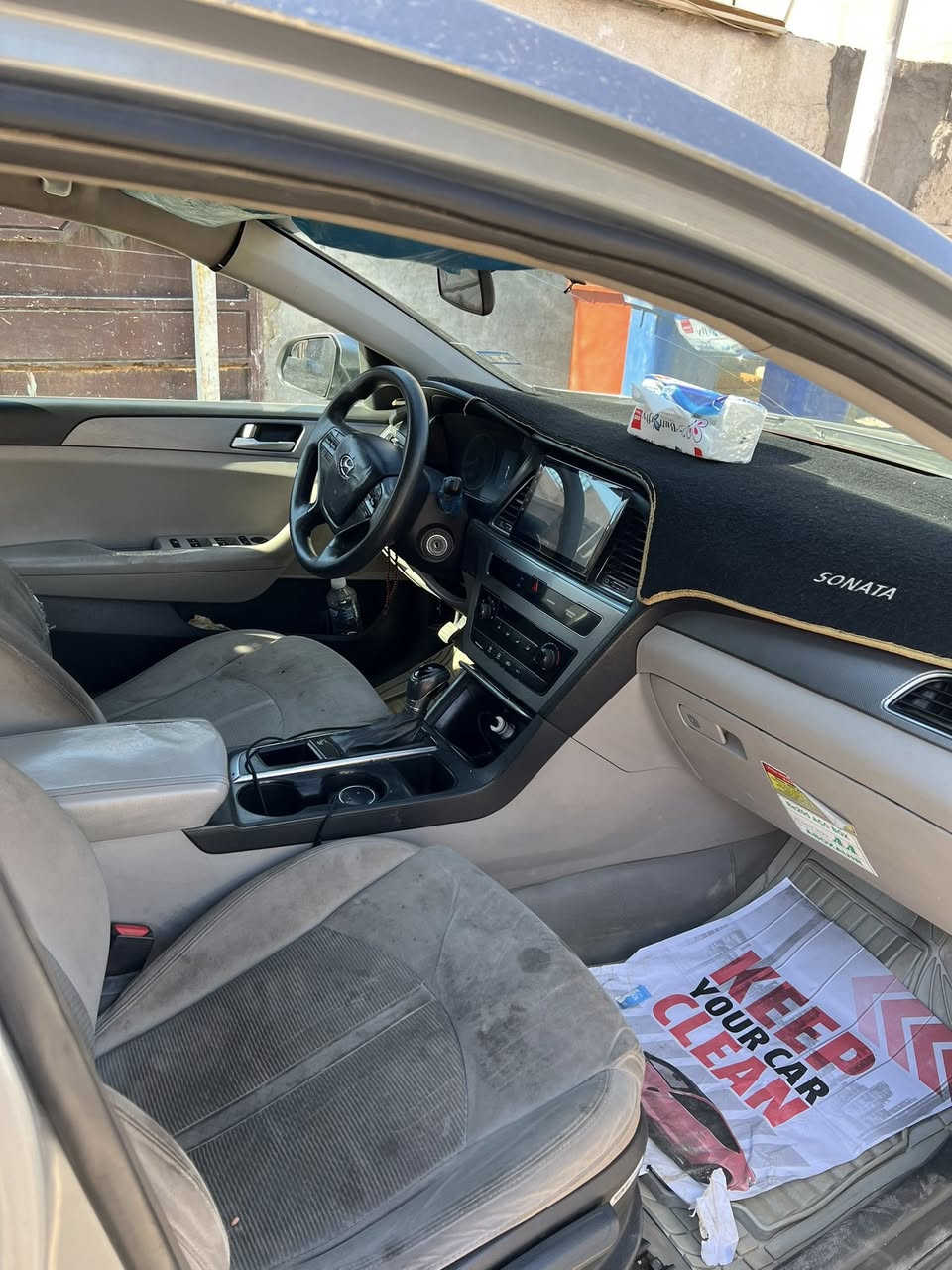 سلام عليكم سوناتا البيع موديل 2015 حادث بيه باب وجاملغ  
كير ومحرك خير  من الله. سعر 110 وبيه مجال حك الجيه شي وإذ اكو مراوس كامري 

مكان سياره بغداد نفق شرطه 

‭0781 118 3001‬ وبي وتساب
