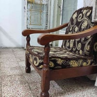 طقم ٧ مقاعد • خشب نظيف • بغداد الصليخ
