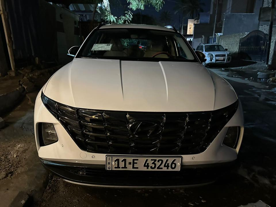 السلام عليكم 
توسان ٢٠٢٤ ماشية ١٤ الف مواصفات بصمة شاشة  كشن الراكب والسايق كهرباء وتشغيل عن بعد ودشبول ايباد كاميرا
حساسات امامي خلفي بردات خلفية تبريد قطعتين محرك ٢٠٠٠  وباقي المواصفات معروفة
ملاحظات السيارة :
٣ رصعات بالقمارة و٣ بالبنيد ورصعة بباب السكن الرصعات حجم كلش صغير بصعوبة تبين
مابيها صبغ السيارة 
مكان بغداد كرادة 
رقم *********** 
السعر المطلوب 213$
