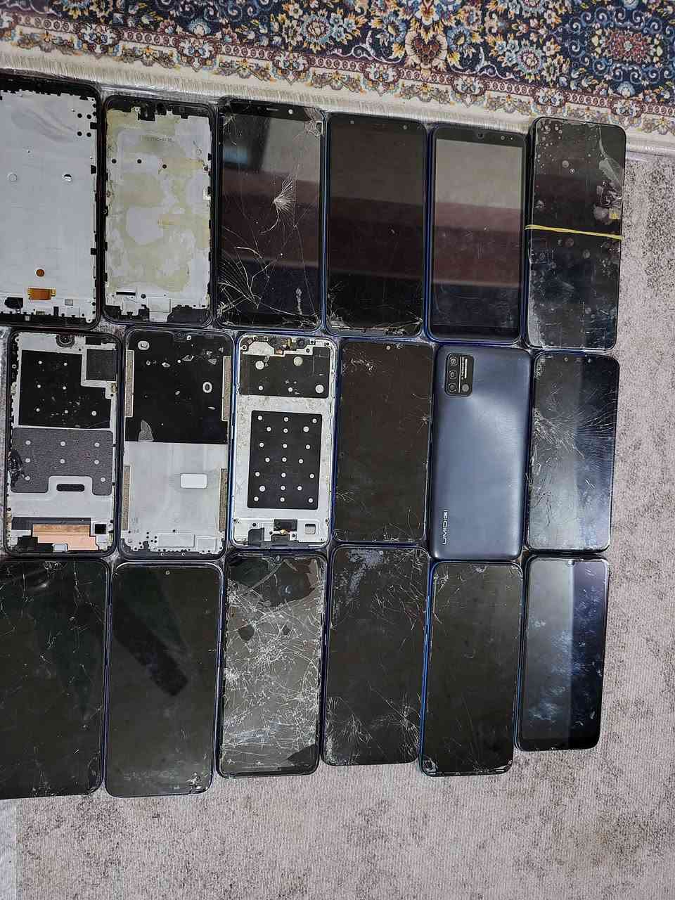 اجهزه نقص شاشات
‏تاخذهن ع الضمان
‏عددهن 18
‏سعرهن مع التوصيل 185
‏للحجز راسلني 077.77.6.1414.6


**إذا كنت صاحب هذا الإعلان وتريد حذفه لأي سبب، رجاءا أرسل رسالة إلى الدعم الفني**