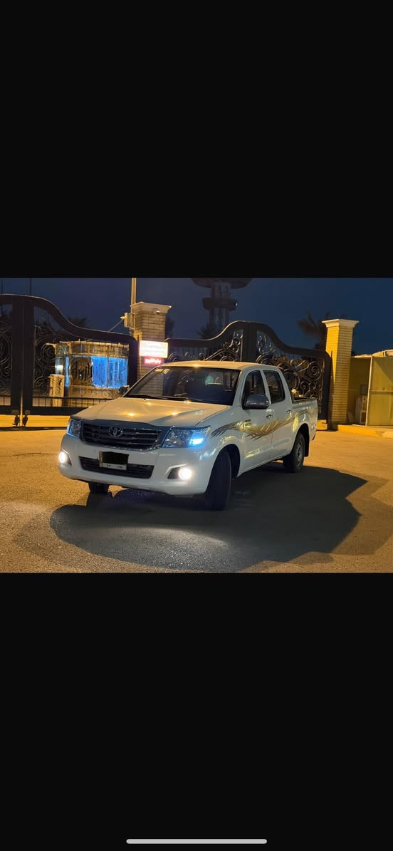 سلام عليكم
بيكم فاونزه ٢٠١٤
السياره نضيفه وخير من الله
بيها مكنات بارد وصبغ بل بنيد على كد شبر 
ماشيه ٤٦٠كيلو 
تبريد مكينه كير مكفولات برغي واحد ممفتوح بيها 
مكان السياره بغداد 
رقم التليفون ***********
