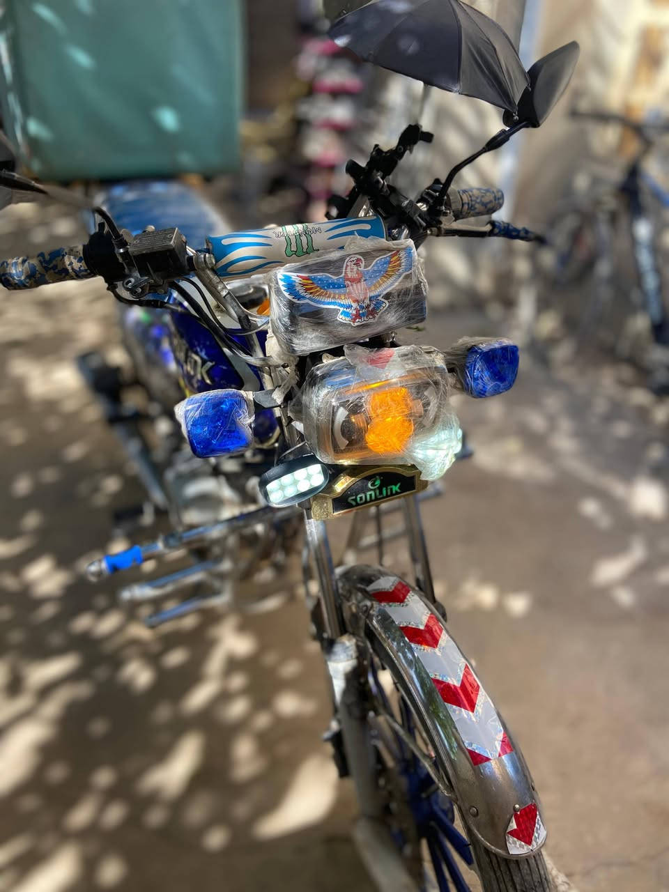 اعاده نشر السلام عليكم للبيع مستعجل سيفان سونك موديل 20 محدث 24 دراجه حيل نظيفه تاخذها ما تحط عليها ربع كلها شغاله محرك 150 ما مفتوح 5 كير السعر 575 وبي مجال للشراي رقمي *********** مكاني تكريت القادسية
