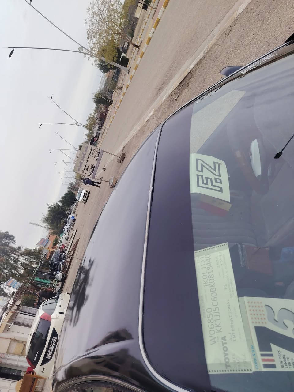 يلا السلام عليكم سوناتا 2 موديل 94 سياره حلوه ونظيفه محرك 1800 كير  عادي صدر جديد سياره متعوب عليها مال جناي كهربائيات شغاله سعره ٤٠ بيه مجال مكن هيت رقم الهاتف ***********
