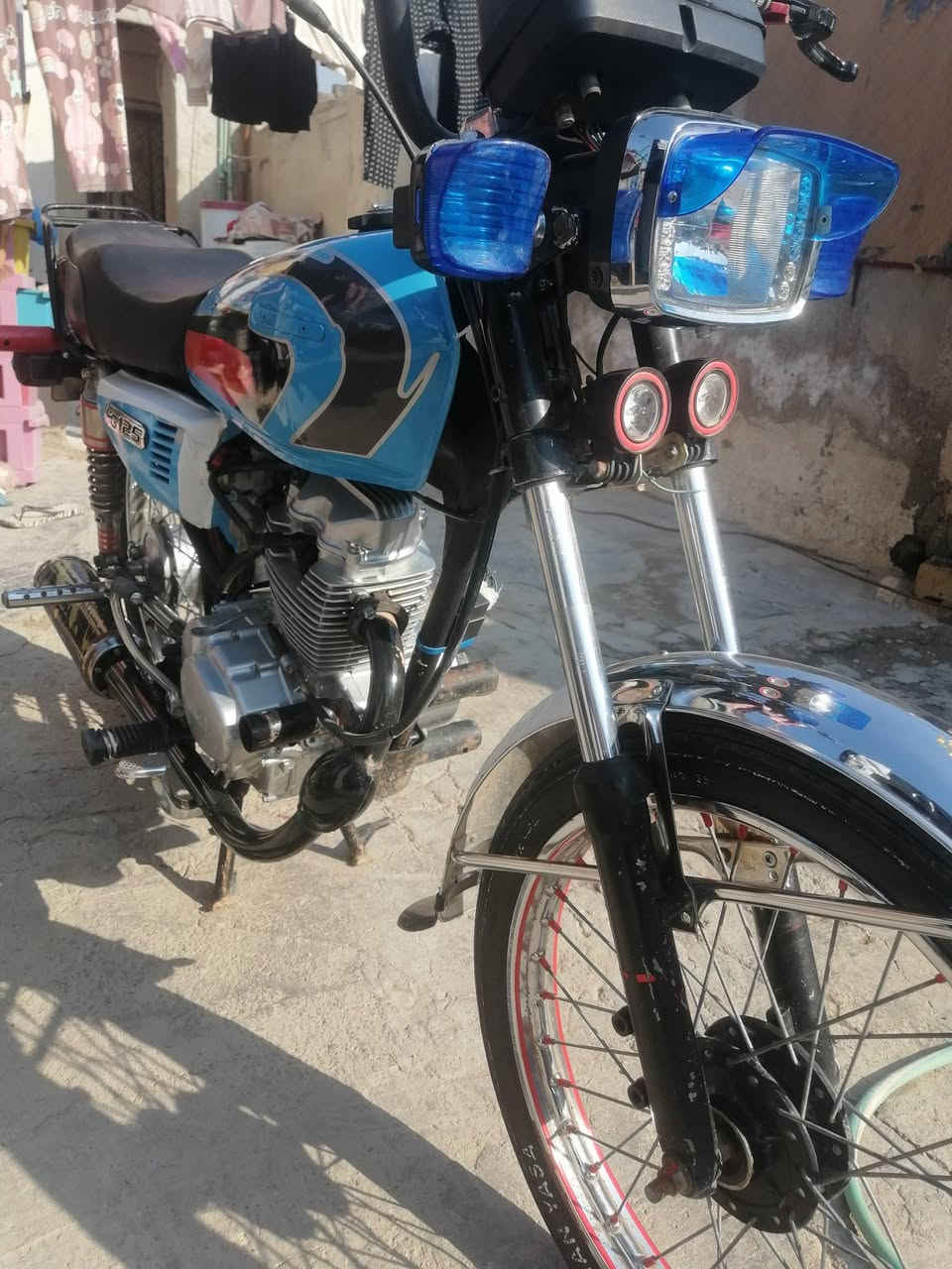 سلام عليكم دراجه ناما شلامجه اصلي مديل 20 رقم وسنويه مكينه مديل 25 امبدل بيه بس ولفات دراجه خير من الله اروح بيه لشغل وارجع للبيت لا تعبانه ولا شي السعر مليون وبيها مجال مكاني واسط مركز مدينه حي الحكيم خاص مفتوح هاذ رقمي *********** بي بس واتساب فقط الشراي حيا الله
