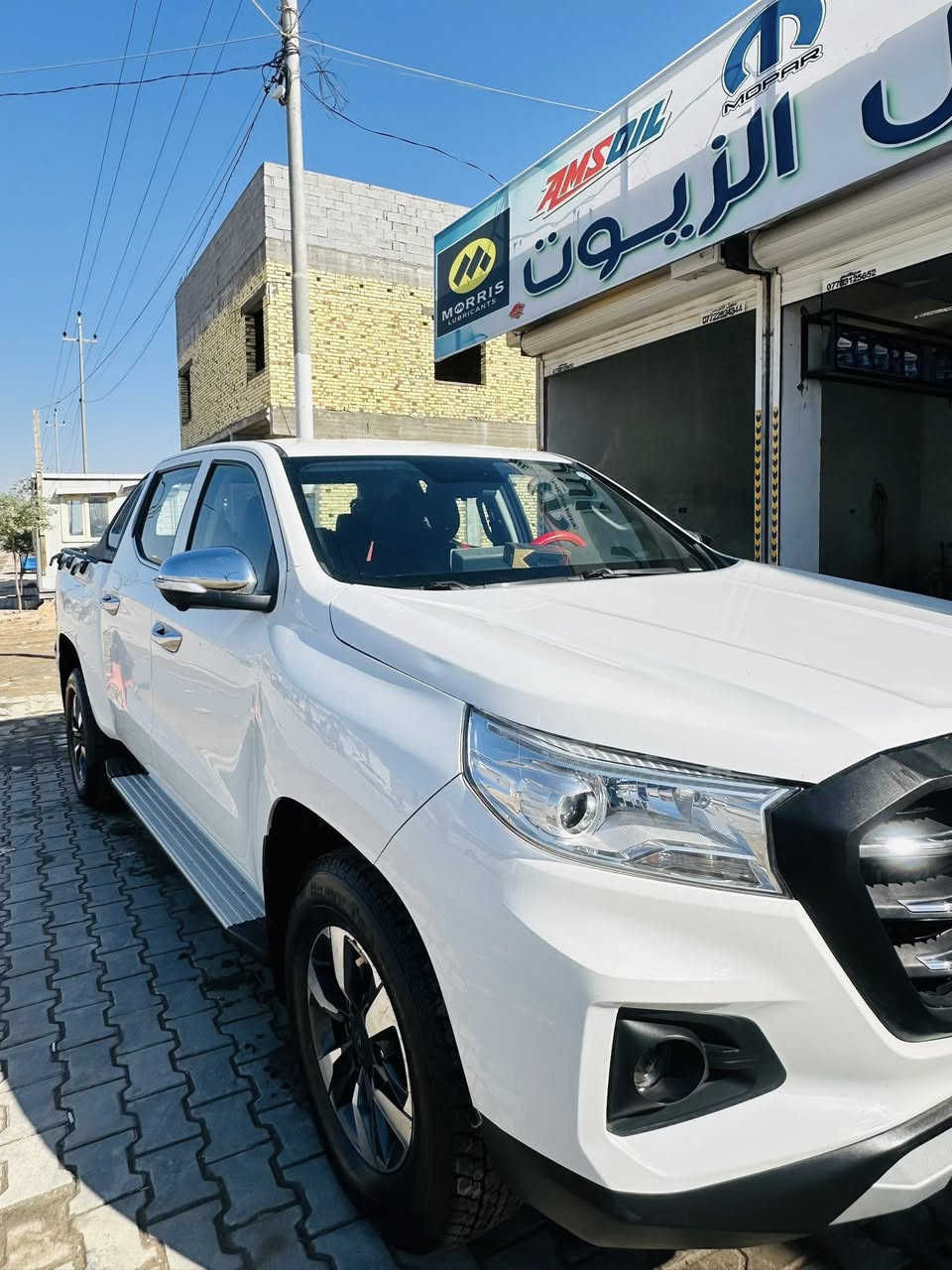 بيك أب شانجان هنتر 2023 |
المواصفات العامة :
المحرك: 2.4 لتر تيربو بنزين
ناقل الحركة: اوتماتيك 
نظام الدفع: دفع رباعي (4x4)
عدد أنظمة القيادة:
إيكو (Eco)
نورمل (Normal)
سبورت (Sport)
اللون: ابيض 
سعة الخزان: 80 لتر
الحمولة القصوى: 1 طن
ماشيه40الف
1. تبريد أمامي قطعتين
2. شاشة لمس تدعم جميع أنظمة الاتصال
3. شاشة أعطال متقدمة
4. كاميرات 180° (خلفية + جانبية
5. حساسات خلفية عدد 4
6. حساسات ضغط الإطارات
7. نظام مساعدة نزول منحدرات
8. نظام مانع تزحلق
9. كروز كونترول (مثبت سرعة)
10. فول تحكمات من المقود (ستيرن)
11. إضاءة أمامية LED
وبعد بيها هواي مواصفات فول للاخير 
// سعرها 165 بيها مجال 
بدون حادث
مكان السياره بصره تنومة 
***********
