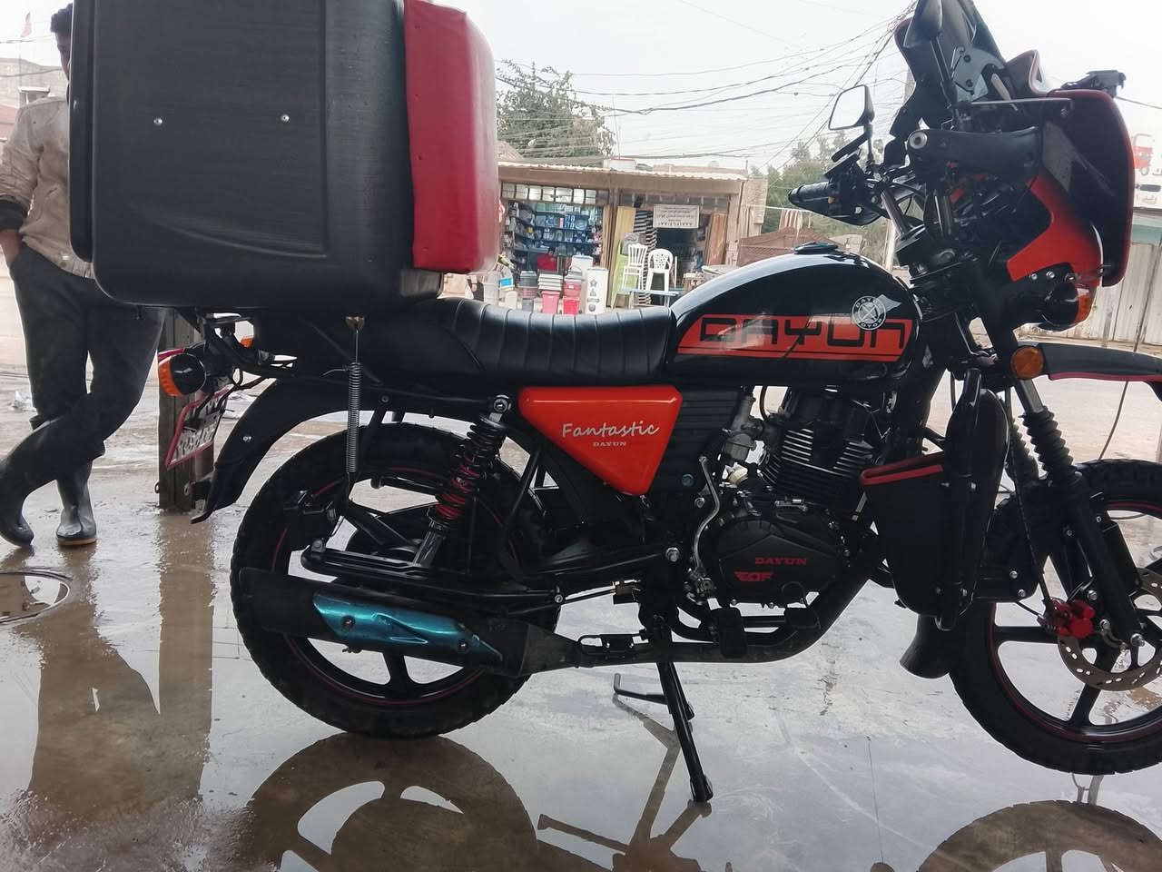 السلام عليكم دراجة دايون جبلي موديل 2025 دراجه صارلها شهرين طالعه من الوكيل نظيفه مجنبزه واراق كامله اصوليه رقم اربيل سعرها 2و700 العنوان بغداد سبع قصور ***********
