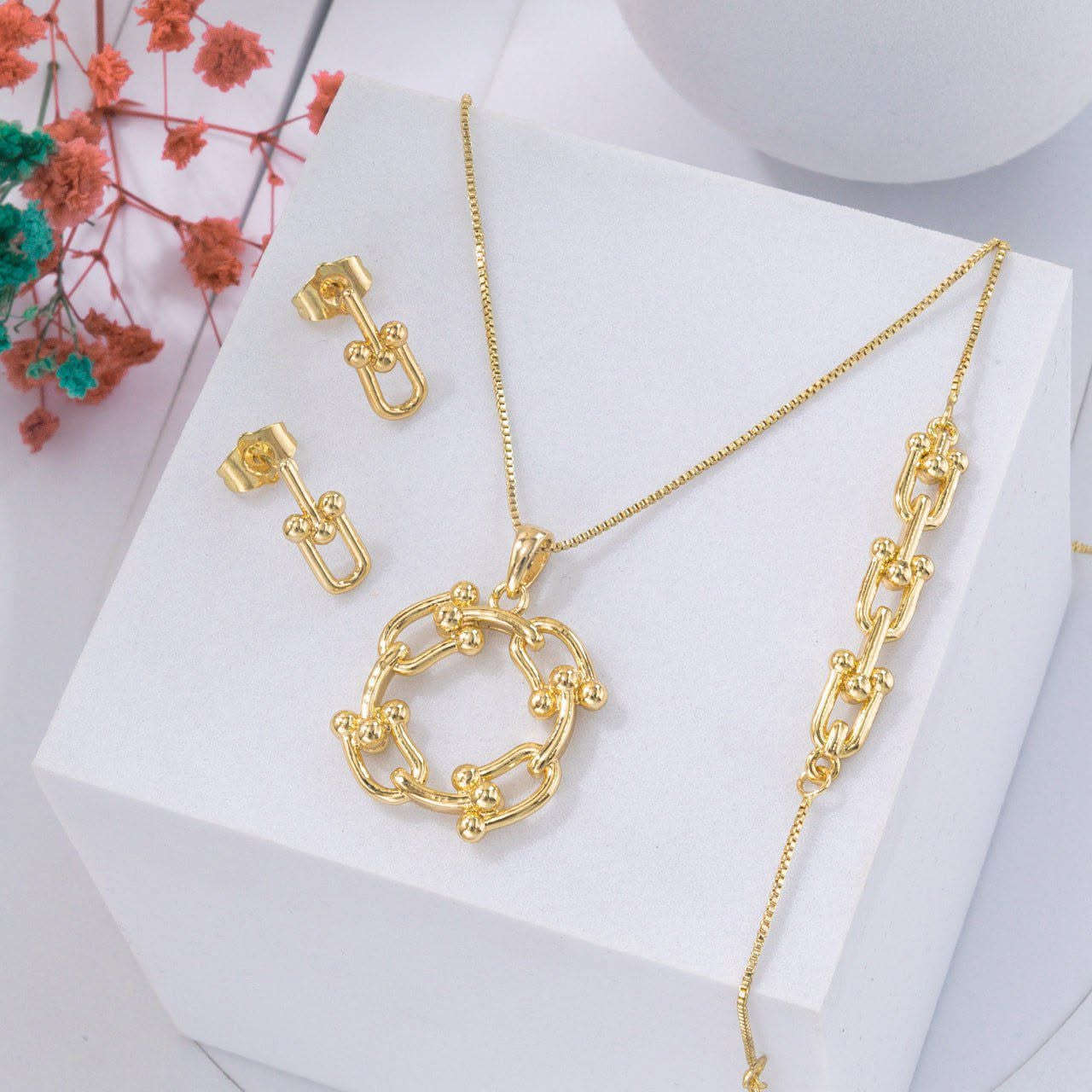 New collection 🌟
واش كتعرفو اللبسة ديالنا باش تكمل الأناقة ديالها اش خاصها؟🤔آه الأكسسوارات 😍حضرنا ليكم أكسسوارات بديل الذهب💎 كتعطيك إطلالة متميزة وشعور رائع 👑 تلبسوها في المناسبات وفي الخرجات وحتى فدارك تزيد من جمال المظهر ديالك🥳🥳🥳🤩🤩نساعدكِ باختيار القطعة المميزة لمناسباتك💖مع مجموعتنا الرائعة من المجوهرات بديل الذهب الأصلي 💎💍😍 *طقم سنسلة كورميط وحلقات* تشكيلة مختارة بعناية لأصحاب الذوق الرفيع 😎من البلاكيور الذي لا تستطيع التفريق بينه وبين الذهب ✨إوا استافدو دابا من العرض ديالنا شري ليك😉 و لي عزيز عليك🎁❤️🛒وحنا نوصلوها بأمان حتى ل بين يديك🛍️🛵‎إكسسوارات بديل الذهب بأعلى جودة💝بسعر جد مناسب فقط ب 199 درهم 🥳🥳توصيل متوفر لكافة مدن المغرب مجانا 🚛 عند وصول الطلبية من حقك تفريفي الطلبية قبل الدفع 📦 للطلب يرجى التواصل على الخاص📩


**إذا كنت صاحب هذا الإعلان وتريد حذفه لأي سبب، رجاءا أرسل رسالة إلى الدعم الفني**