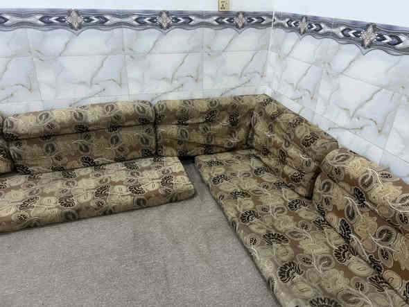 جلسه عربيه وجهين 7 دواشك اسفنج كلش مضغوط وعالي استفسار خاص او اتصال *********** عنوان نجف النجف
