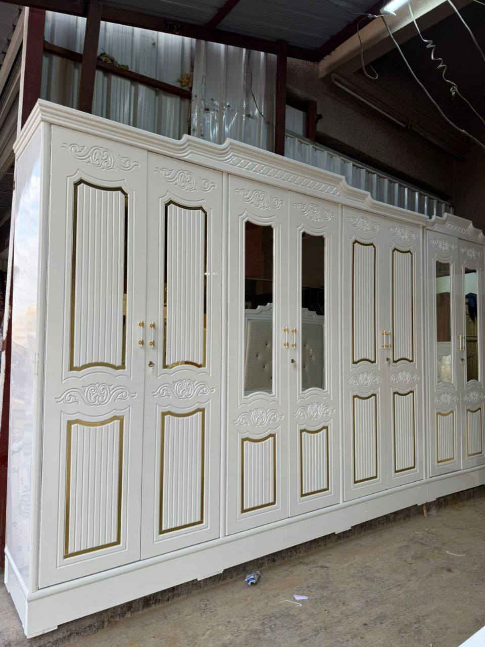 غرفة ست ابواب ضمن الدرجه الاولى 
تصميم تركي بشغل ولمسات عراقية 

الخارج  صاج 12 ملم 
الداخل صاج طبيعي 4 ملم 
القاعدة بلوك صاج 16 ملم 
الظهر جرجوبة فتح وشد براغي 
الصبغ فرن حراري ودرجة اولى 
الدوشمة عراقية وخياطة يدوية والون حسب الطلب 

🤎السعر مليون و850 الف❤️
#ملاحظه التوصيل يشمل الشد 🔧

توصيل لكل محافظات 
للطلب والاستفسار واتساب ***********
