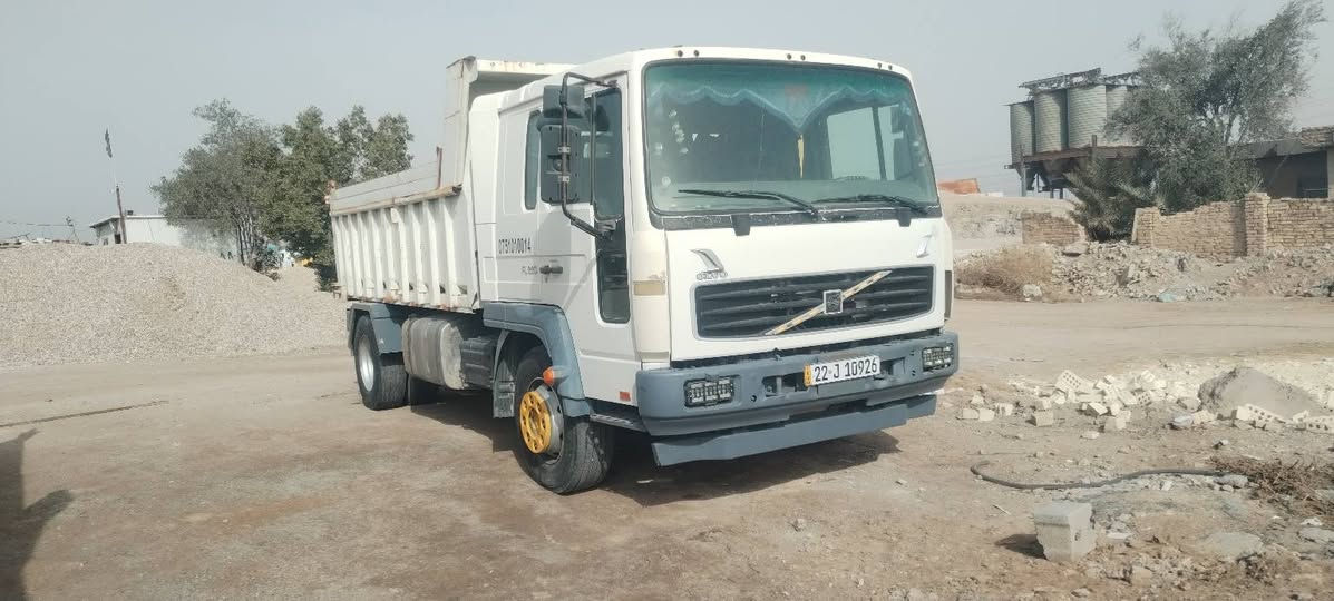 السلام عليكم فالفو قلاب 2006 اللبيع حيل نضيفه السياره الشراي يتصل *********** بي واتساب
