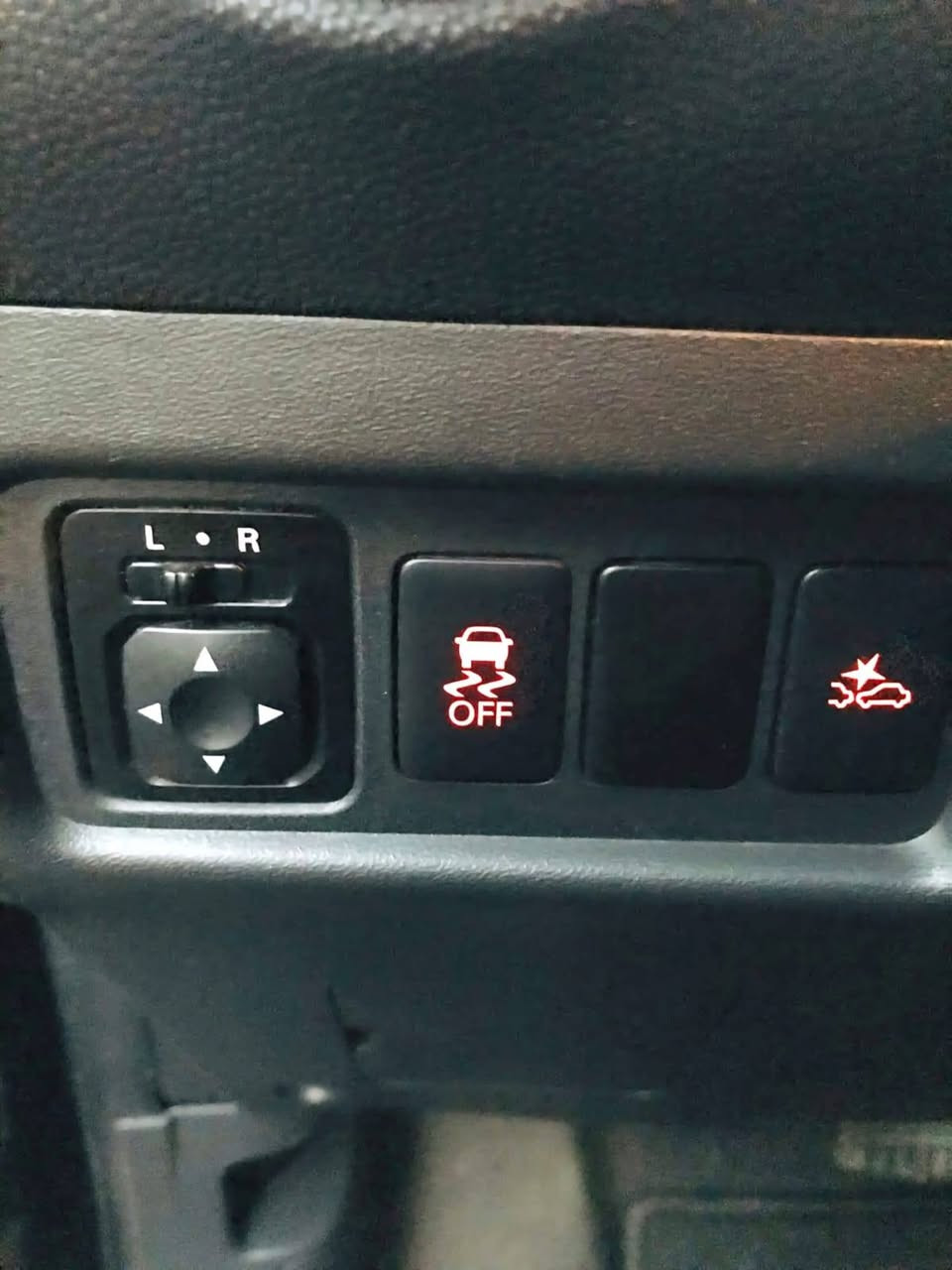 ميراج موديل 2021 هشباك رقم اربيل هزه ورقم جديد 
ماشية 25الف 
سيارة قطعه ونص صبغ خاملغ وباب
كير محرك بشرط  تخم تاير جديد 
سيارة بسمي تحويل ثاني يوم *********** مكان سيارة اربيل
