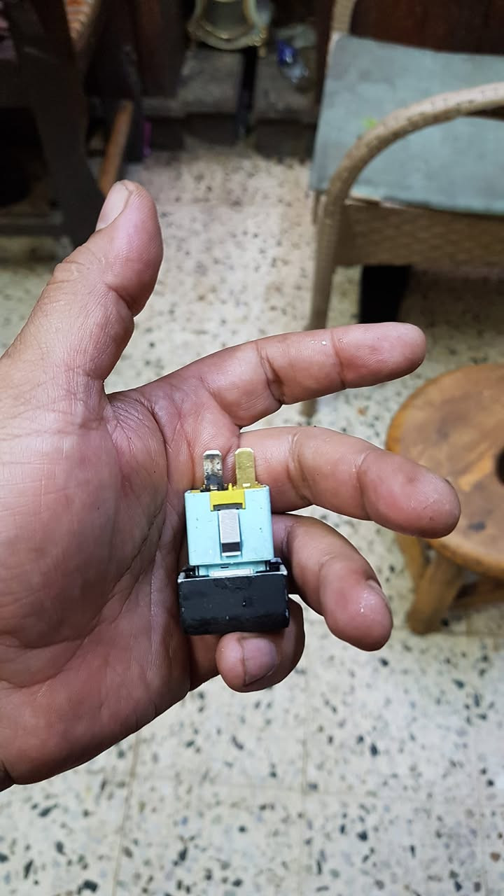 استاذ محمد محجوب 01005318774 /01143741151 
زرار سخان اوبل فيكترا


**إذا كنت صاحب هذا الإعلان وتريد حذفه لأي سبب، رجاءا أرسل رسالة إلى الدعم الفني**