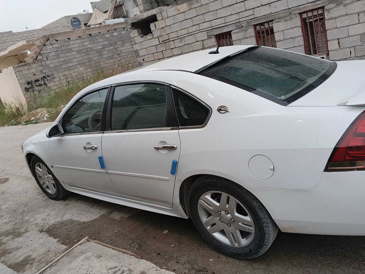 السلام عليكم للبيع شوفرليت امباله ٢٠١٣ وارد امريكي
بيه 3 قطع مبدل نفس لون رقم بغداد السعر 100 وبيع مجال *********** مكان سياره ديالى بعقوبة
