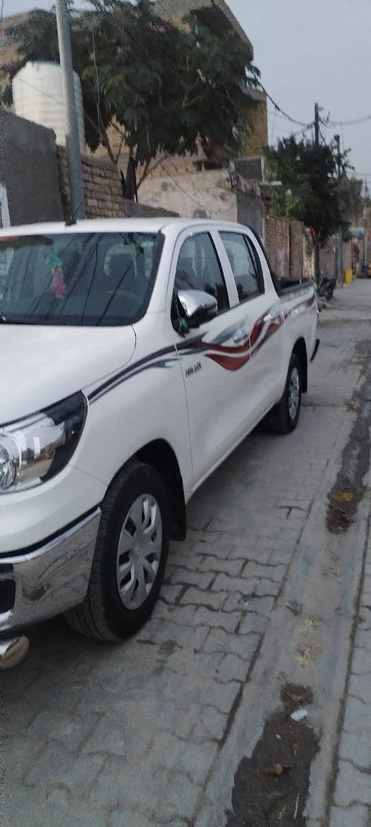 السلام عليكم
للبيع هايلوكس ناصي 2020 كير عادي
ساز سياره جديده اخت الزيرو ماشيه 91 الف حقيقي سياره على وضع الشركه مكفوله كفاله عامه رقم أربيل سنويه جديده ل٢٠٣٠ تريد تحويل تريد وكاله
السعر ٢٤٥ وبيهه مجال
للاستفسار الاتصال ***********
*********** مكان السياره كوت
