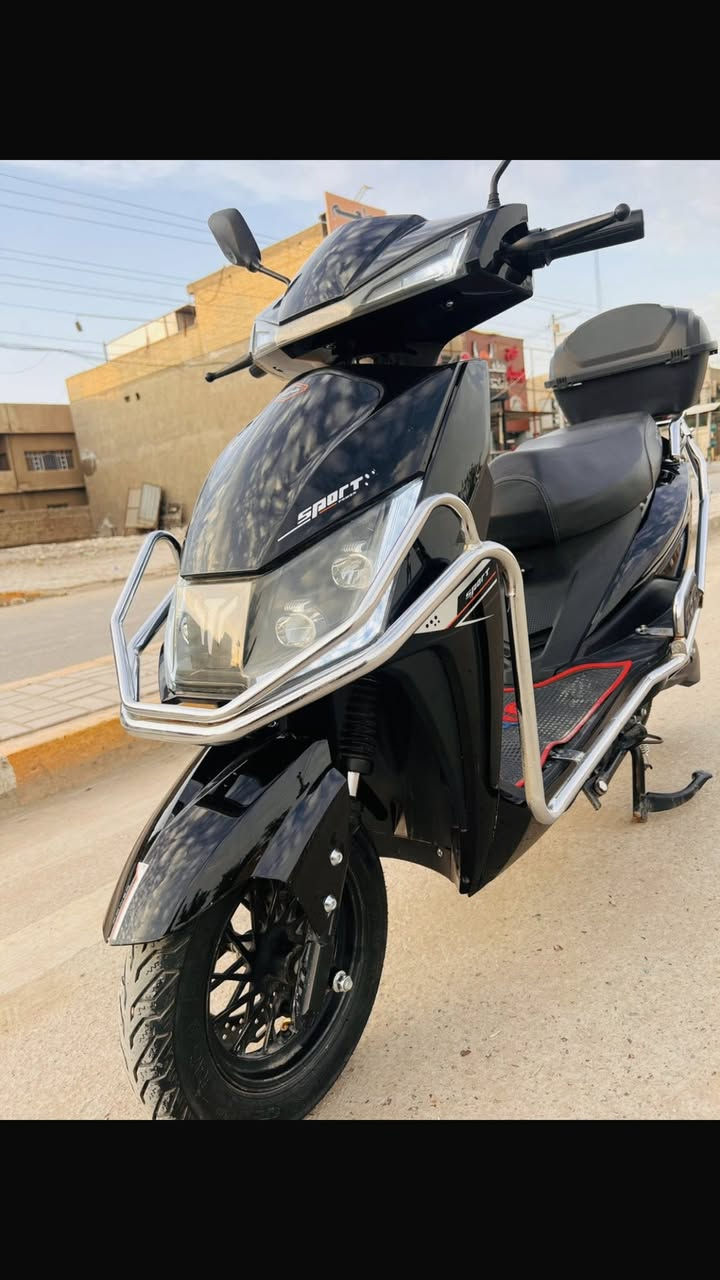 سلام عليكم دراجه سكنس شحن 2025 دراجه الله شاهد نضيفه رايده ب 650 وبيه مجال قليل مكاني بغداد حي اور قرب جامع الفردوس للتواصل واتساب ***********
