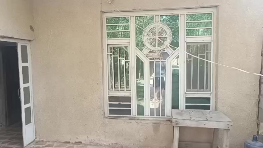 بيت البيع حي الحكيم قريب ع مجسر الحولي بسكن المعمل المساحه  270بناء ابلوك عكاعده السعر 20 وبي مجال
