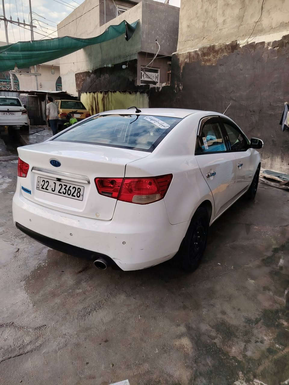 سيارة سيراتو 2013 وارد خليجي رقم اربيل انكليزي وكالة مو باسمي الموجود بالسونار تبريد تدفئة كير محرك خير من الله السعر ٨٩ وبيه مجال حك الجية الاستفسار هذا رقمي *********** مكاني كربلاء
