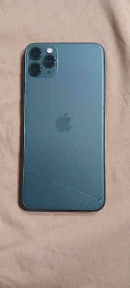 السلام عليكم 
للبيع ايفون 11 برو ماكس ذاكره 64 بدون ملحقات 
بطاريه 76🔋
 نظيف ومكفول احله من الصور
 السعر260   وبي مجال تدلل لا تجي خاص تعال واتساب
مكاني بغداد الشعله 
تعال واتساب ***********
