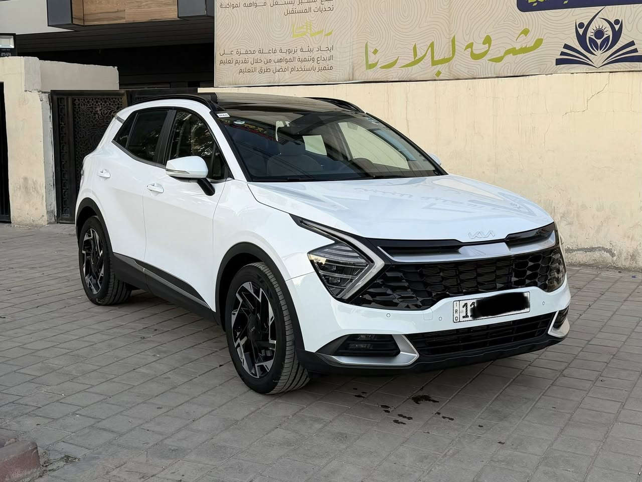 كيا سبورتج 2025 خليجي كفالة عامة
بانوراما ماشيه (7000)الف كم 
مكفوله كفاله عامه من كلشي 
مكينه ٢٠٠٠ تنفس طبيعي
فول مواصفات 
بانوراما 
اوتو هولد
شفتات ستيرن
كشنات كهرباء 
كشنات تبريد
استرين تدفئه
حساسات امامي خلفي
مانع انزلاق
هاند بريك دكمه
نقطه عمياء
مانع انزلاق 
ويل 20
شحن واير ليس
مخارج يو اس بي بالكشنات
 كامره خلفيه
وبعد مواصفات 
دشبول شاشه
تبريد لمس
العنوان بغداد حي اور  
السعر 233

للاستفسار الاتصال 
✅ ‭0775 551 4435‬
