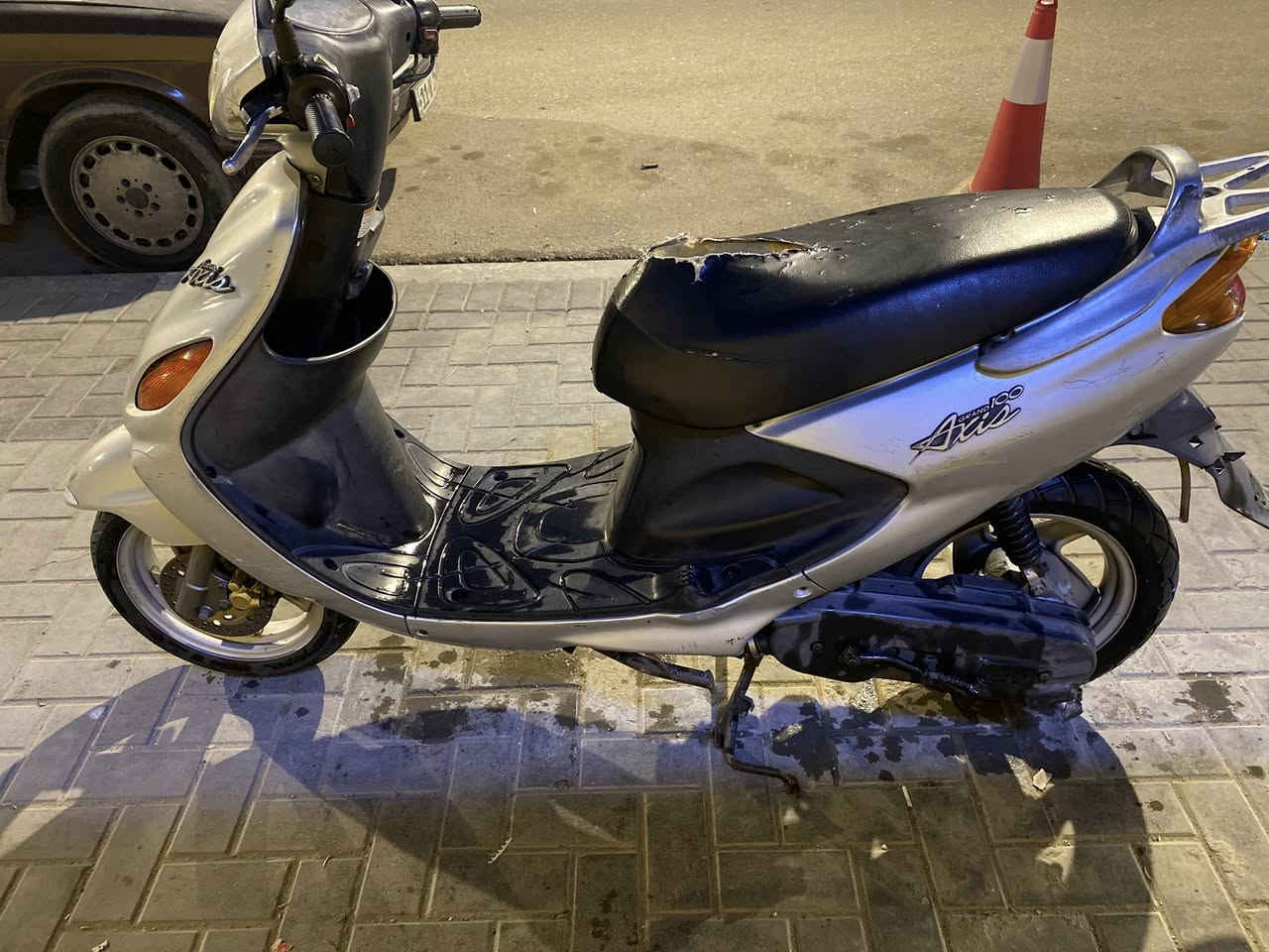 دراجه اكزز نظيفه وحلوه تشتغل سلف و كهربائيات شغاله ما ناقصه شي  بلعافيه على الياخذه سعره 600


**إذا كنت صاحب هذا الإعلان وتريد حذفه لأي سبب، رجاءا أرسل رسالة إلى الدعم الفني**