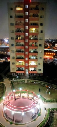 شقة للبيع - الوردة الثانية - الطابق السابع   المساحة ٨٠ متر ( وجه الشق...