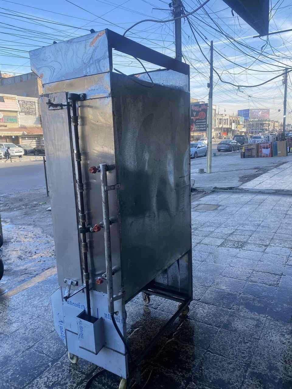 شوايه للبيع
نضيفيه ١٠٠/١٠٠
ست اشياش كامله معه ملحقاته
للتواصل ***********
