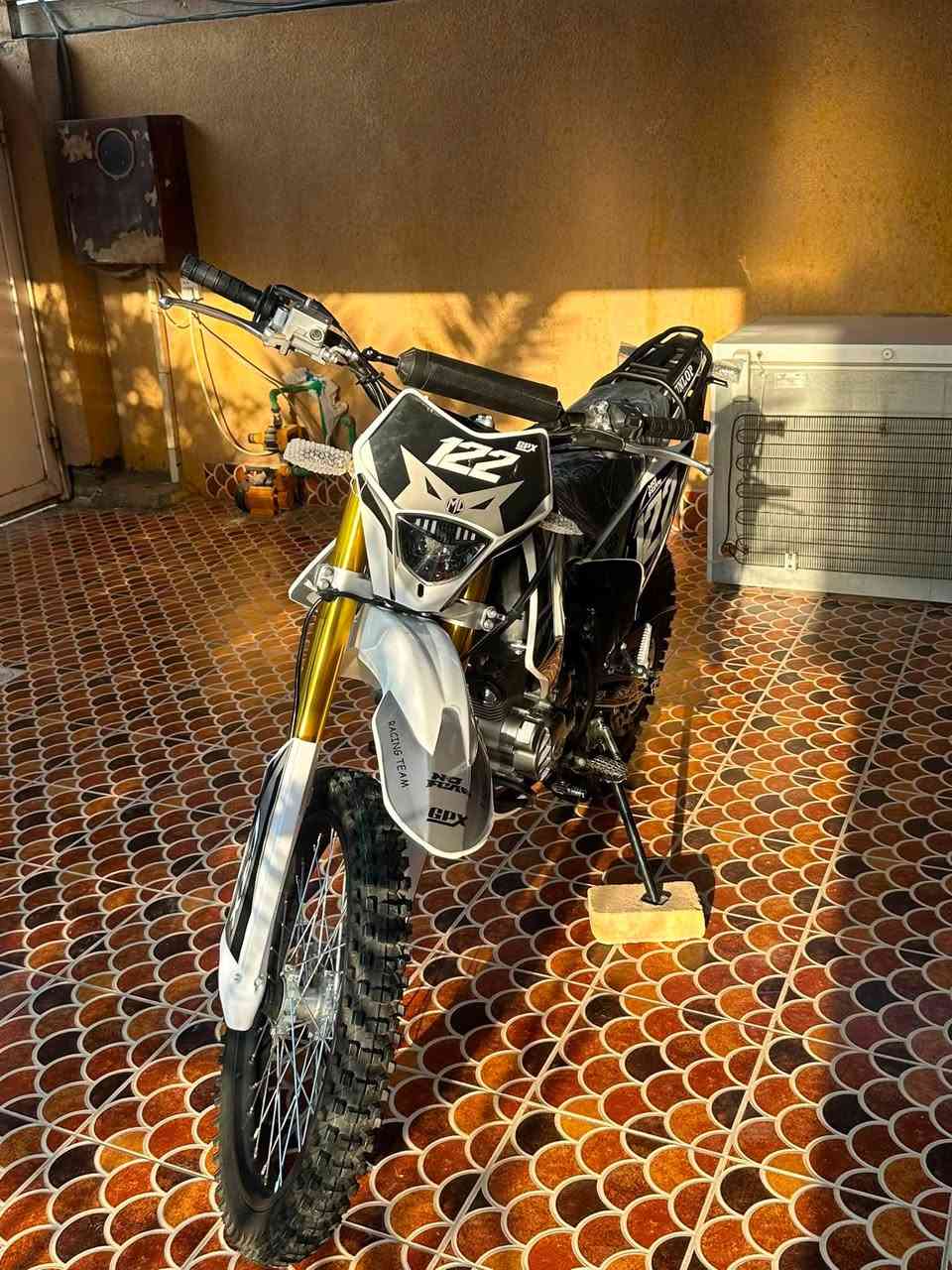 قفاز crx موديل 25 محرك 300cc حجم 122 العالي بعده عل سحك جديد  ماشي 40 كيلو فقط كفاله عامه 5اوراق  السعر(2.200 )الشراي يجي خاص


**إذا كنت صاحب هذا الإعلان وتريد حذفه لأي سبب، رجاءا أرسل رسالة إلى الدعم الفني**