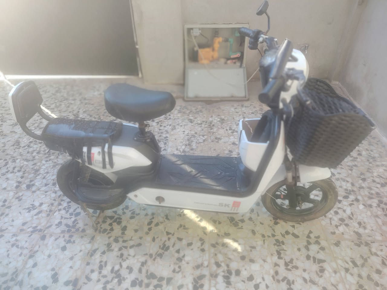 #دراجه شحن للبيع
العقل مال الدراجه عاطل 
للتواصل***********
