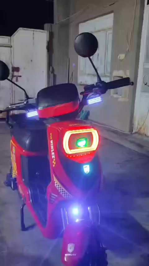 ماطور شحن للبيع ار9s
البطارايات خمسه دبل 
32 انبير 
السعر خاص 
مكاني كركوك.


**إذا كنت صاحب هذا الإعلان وتريد حذفه لأي سبب، رجاءا أرسل رسالة إلى الدعم الفني**