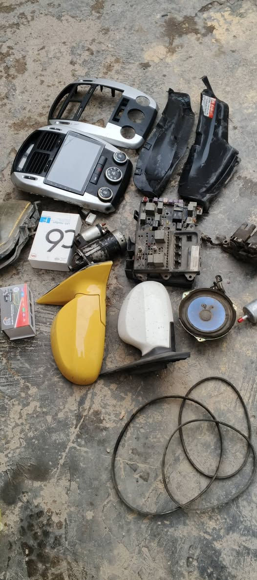 غراض كيا سبكترا للبيع مكاني الشعب
***********
