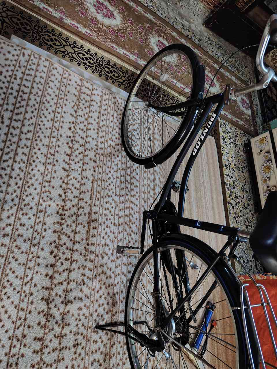 سلام عليكم بايسكل بناتي للبيع حجم26 مصبوغ صبغ حراري اصلي لون اسود طافي مكاني بغداد  شهداء البياع السعر 65 وبي مجال للطيبين للاتصال على *********** متواجد واتساب ومازنجر
