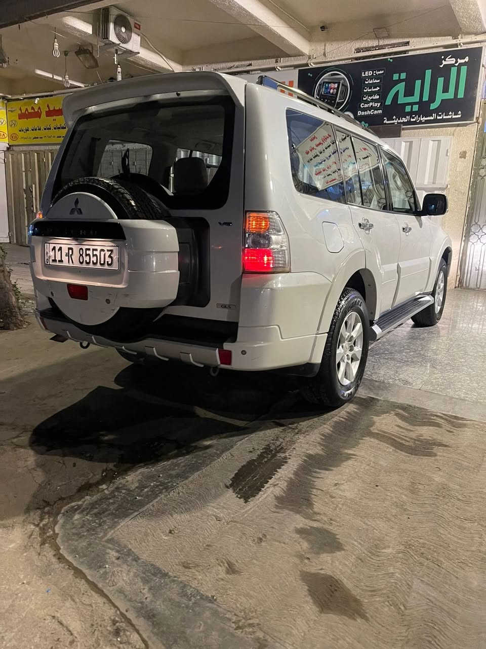 باجيرو 2013 حبتور فول 1/1
السلام عليكم 
باجيرو حبتور 2013
سونار مرفق 
رقم انكليزي جديد باسمي تحويل ثاني يوم 
مكينة 3500 ارغب شي 
سيارة بعدهه بحالة الوكالة 
غراض الوكالة وارضياتهه موجودة بيهه 
ماشية 100الف
مواصفات الحبتور معروفة 1/1
فتحة 
دمامات 
مري شفط 
حساسات امامي خلفي 
كامرة 
تحكمات ستيرن 
كشنات جلد
تحكمات كهرباء
وغيرهن المواصفات المعروفة
سونار موجود بالصور
7 راكب السيارة
السعر 160$
مكاني بغداد شارع فلسطين 
***********
