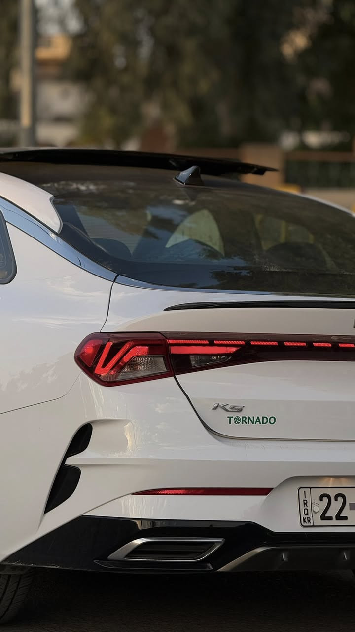 السعر 179 بيها مجال بسيط كلش
K5 2022 GT-Line فول مواصفات للاخير
السيارة كلين كلها ليبل واحد بدون تبديل بدون حادث 
فقط البنيد مصبوغ و ٢ كلير امريكا بدون فتح بدون تبديل

فول مواصفات 
بنورما 
بصمة 
نقطة عمياء 
رادار 
دركة دي مختومة 
اتو هولد 
٤ انضمة قيادة 
سايد بريك بصمة 
شحن واير ليس 
شاشة وكامرة
مراية اتو دم
داخل لمس ولد 
جنطة بك لايت متصل لد 
بجم لد 
رادار خلفي 
ابريك خلفي اوتو 
جام كلة اوتو 
تشغيل عن بعد 
ترحيب 
تحكم ستيرن فول 
بعد بيهاا هواية مواصفات 
تيارات جديد 
مكينة كير كفالة 
تبريد كفالة 
ماشية 36 الف 
اربيل بسمي تحويل او وكالة حاضر 
بعدهاا بريحت الشركة

السيارة كامله ما ناقصها برغي
صدر محرك كير كشر كله كفالة بشرط
فول الفول جيتي لاين
المكان بغداد
***********
السعر : 179 مجال كلش بسيط
