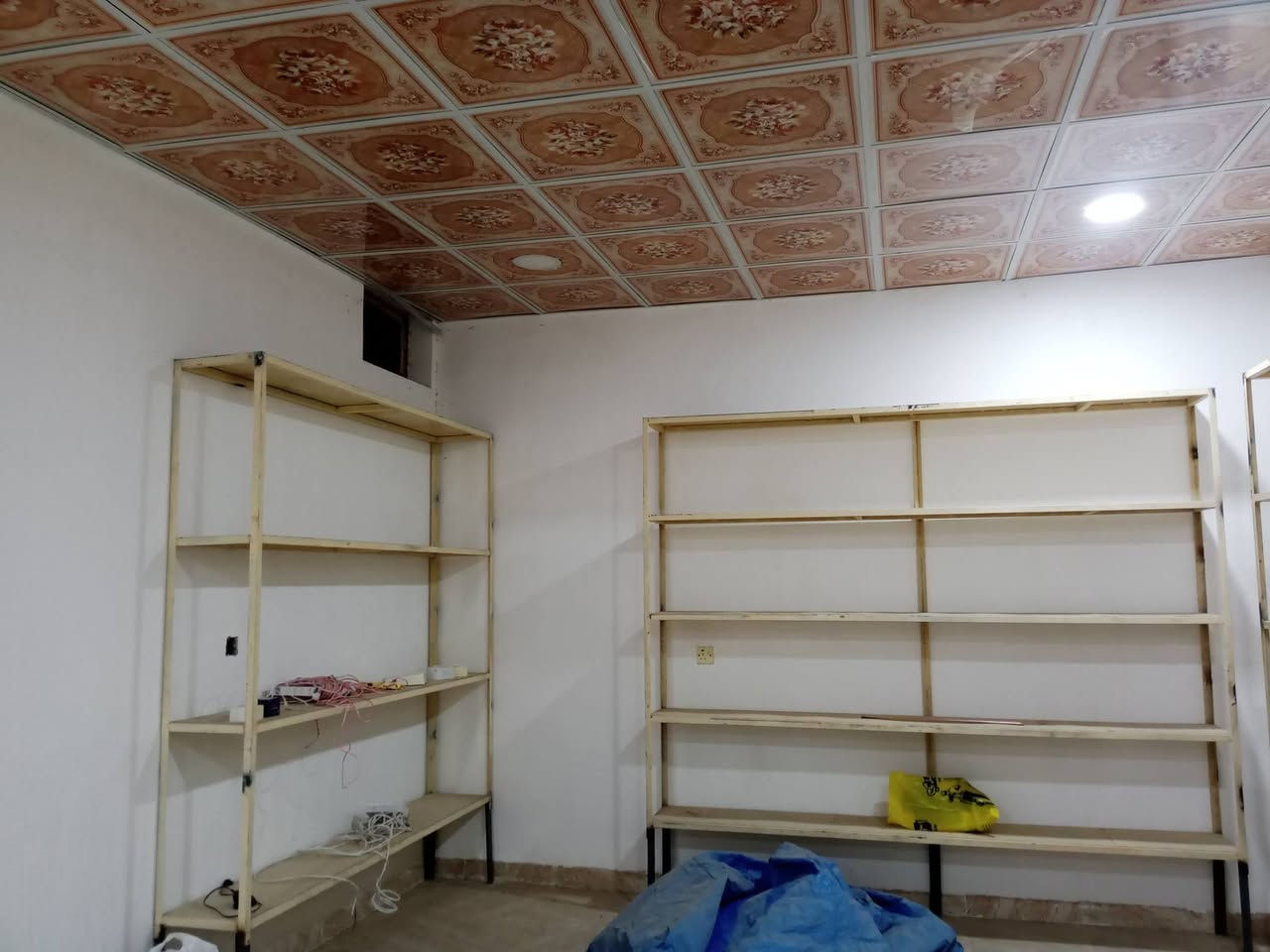 السلام عليكم
رفوف حطاطة وزن ثقيل 
مال إنشائية بعدهن جدد 
المكان عوينات تكريت 
اتصل: ‏‪***********‬‏
