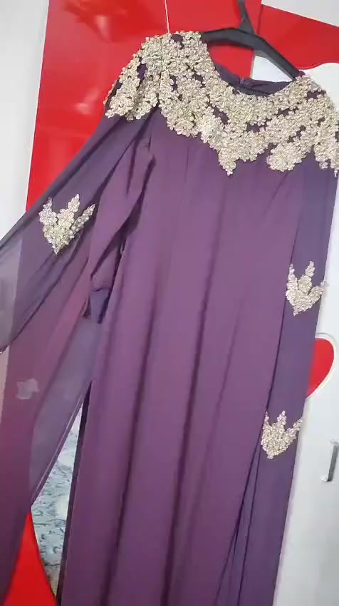 فساتين للبيع لبسه وحده ماركه اكوالتي ايجنن القياسات من ٤٠ الى ٦٥ المكان زيونه


**إذا كنت صاحب هذا الإعلان وتريد حذفه لأي سبب، رجاءا أرسل رسالة إلى الدعم الفني**