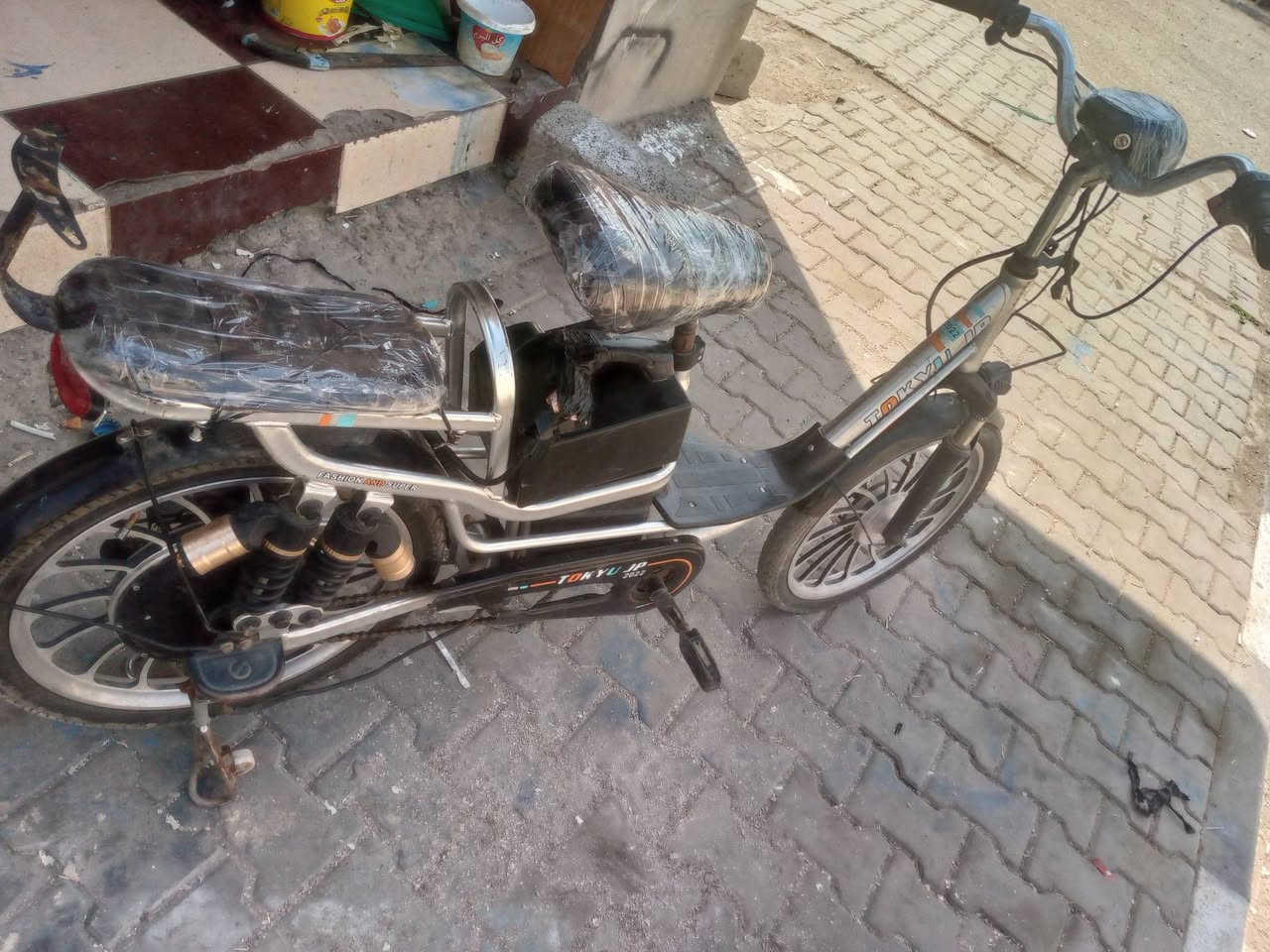 باسكيل شحن شغال كامل بالشرط سعره ٩٠وبيه مجال مكان فيلق للاتصال ***********
