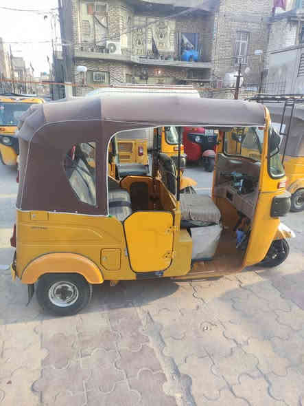 السلام عليكم تكتك 21 مرقمه بأسمي شوكت متحب تحول حول  جاهزه من كولشي تايرات كهربائيات مكينه كشر جادر صدرها  مجفته عله ايدي ليبل وردي اصلي يشهد الله جاهزه من كولشي ربع دينار مذب عليها  السعر 7400 الرقم ***********
