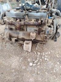 قطع غيار سيارات • للبيع